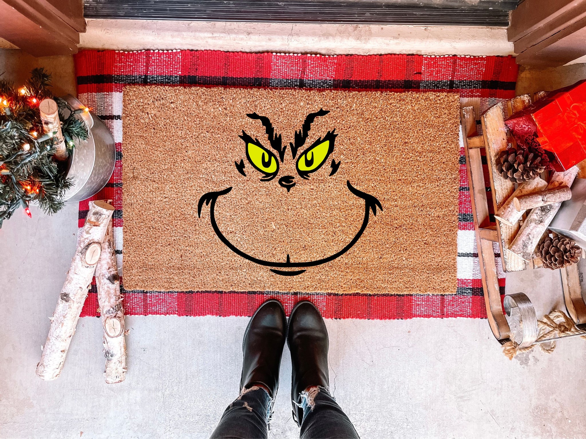 Grinch Face Doormat