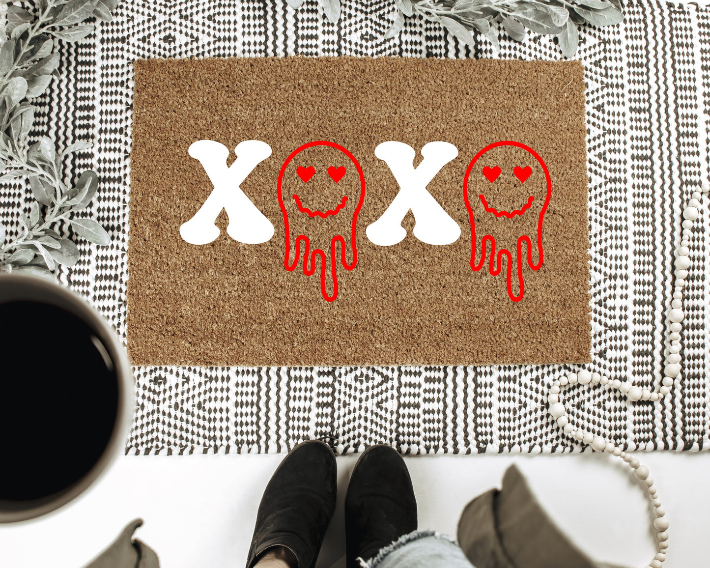 XOXO Retro Smiley Face Doormat